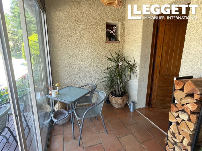 Image No.9-5 Bed House for sale