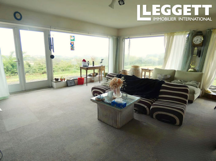 Image No.3-3 Bed House for sale