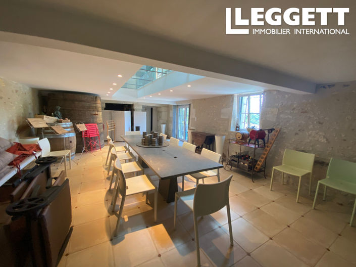 Image No.8-4 Bed House for sale