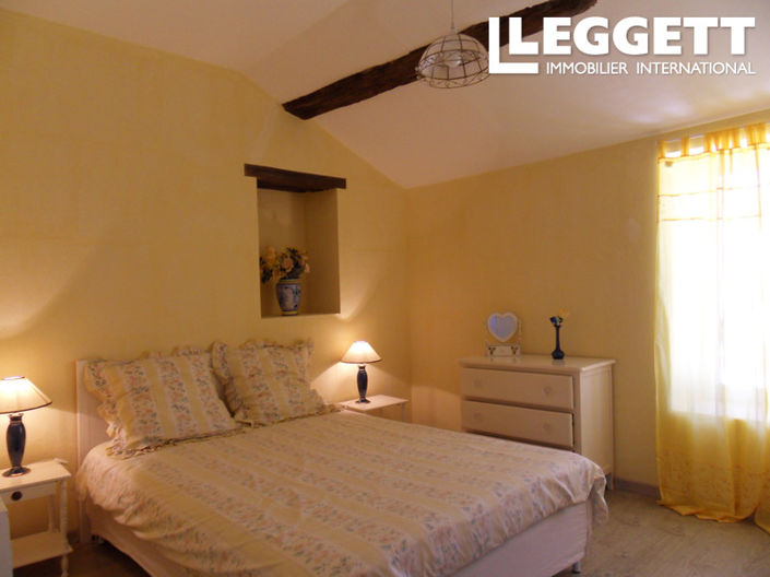 Image No.8-4 Bed Chateaux for sale