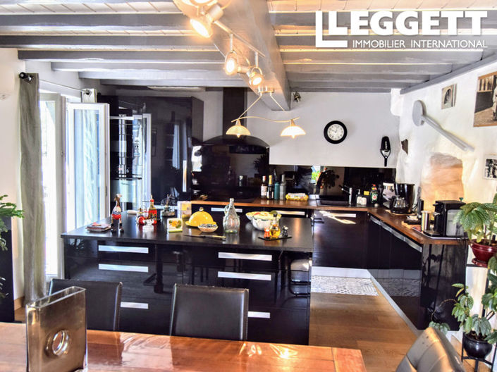 Image No.5-2 Bed House for sale