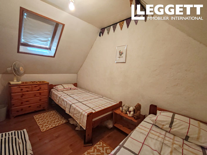 Image No.7-2 Bed House for sale