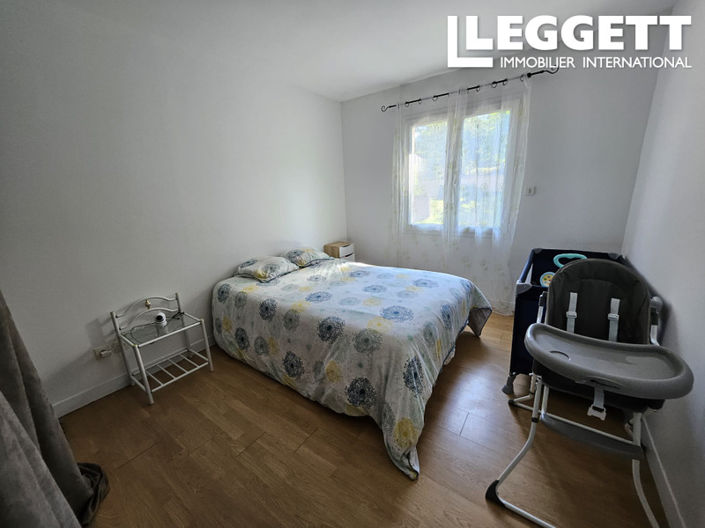 Image No.7-4 Bed House for sale