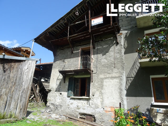 Image No.10-5 Bed House for sale