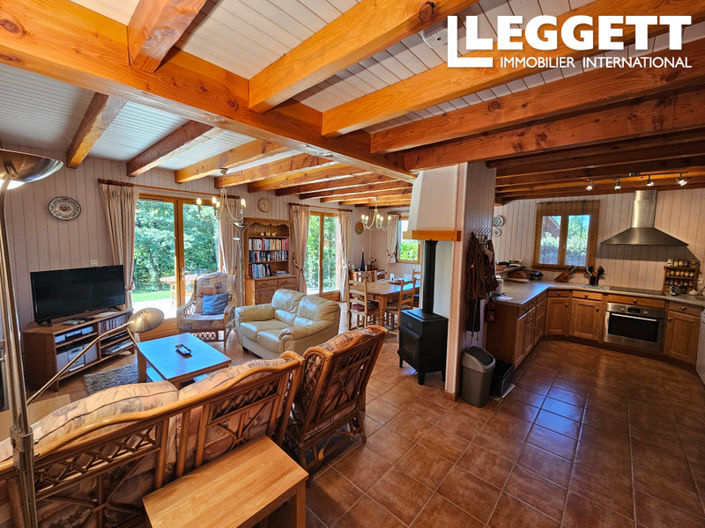 Image No.6-4 Bed House for sale