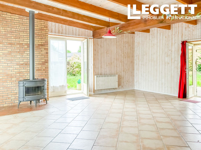 Image No.1-2 Bed House for sale