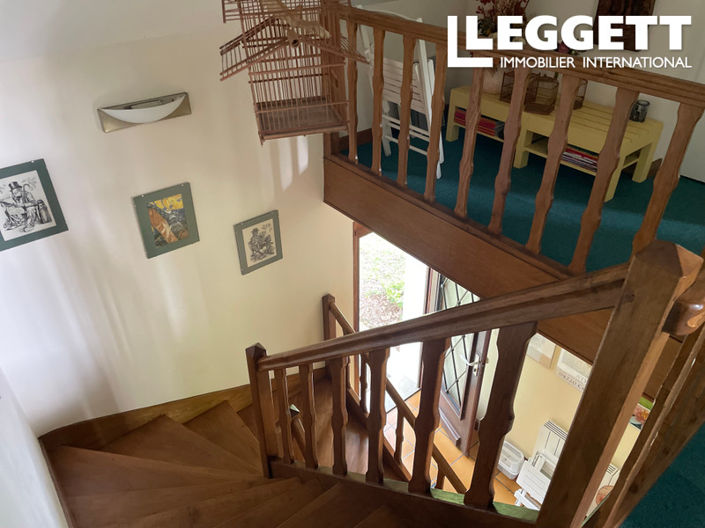 Image No.10-4 Bed House for sale