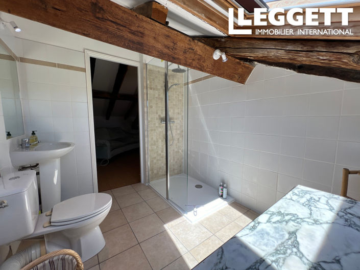 Image No.10-4 Bed House for sale