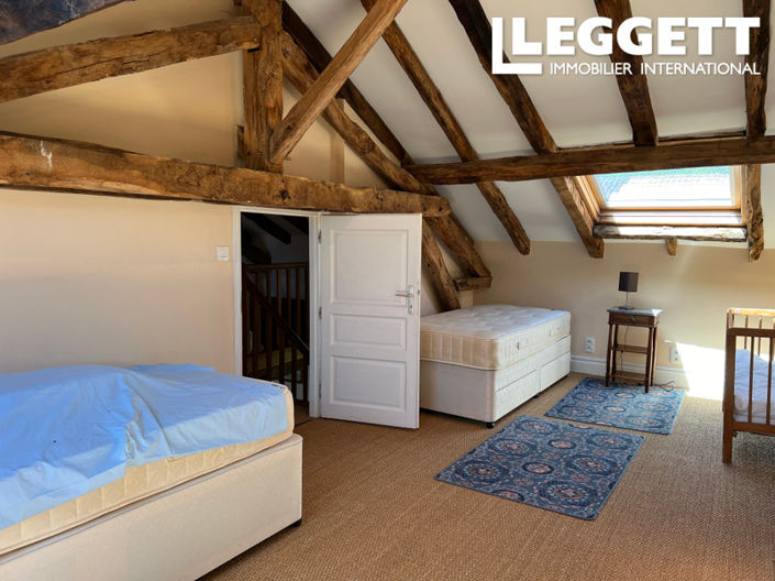 Image No.9-4 Bed House for sale