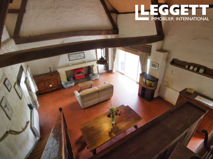 Image No.7-5 Bed House for sale