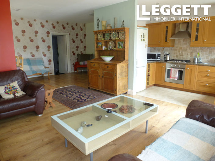 Image No.7-3 Bed House for sale