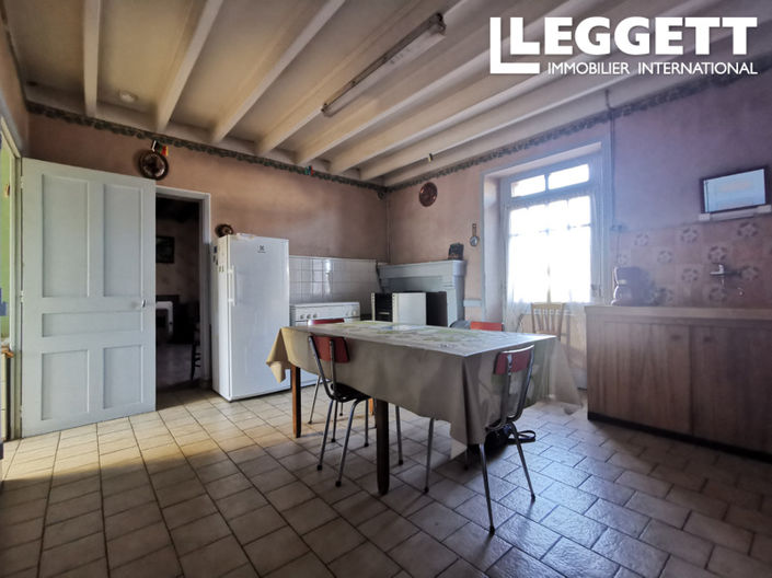 Image No.5-2 Bed House for sale