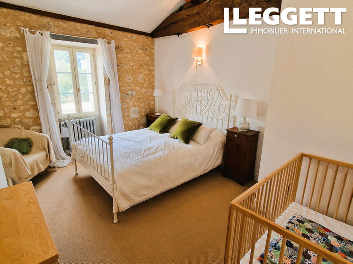 Image No.5-5 Bed House for sale