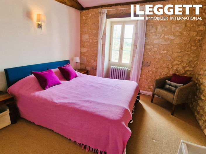 Image No.7-5 Bed House for sale