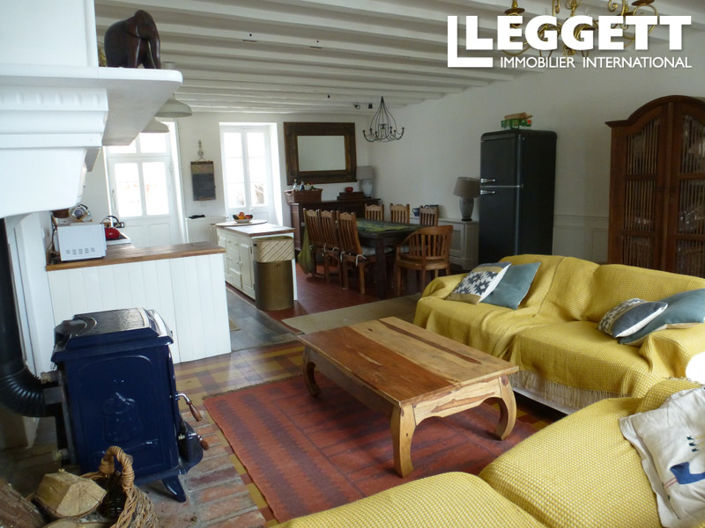 Image No.6-3 Bed House for sale