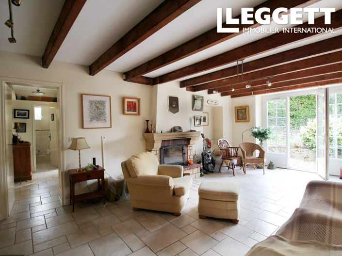 Image No.6-2 Bed House for sale