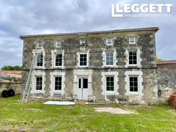 1 - Charente, House