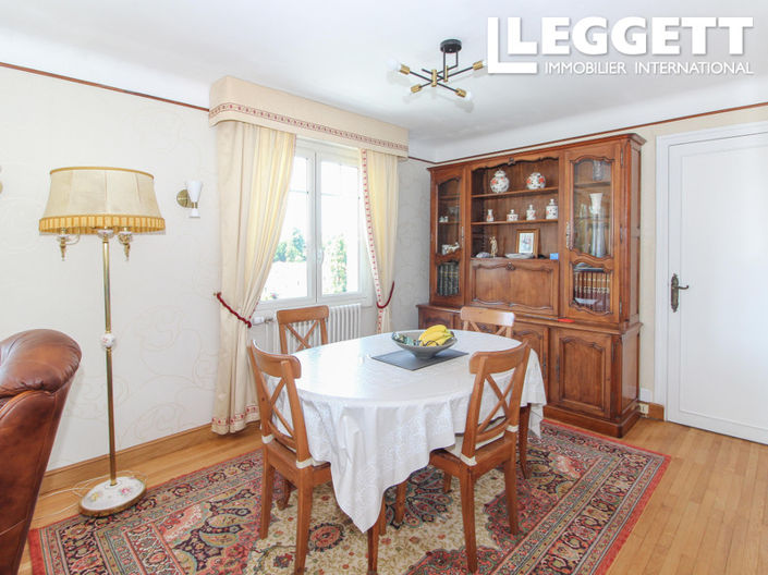 Image No.4-4 Bed House for sale