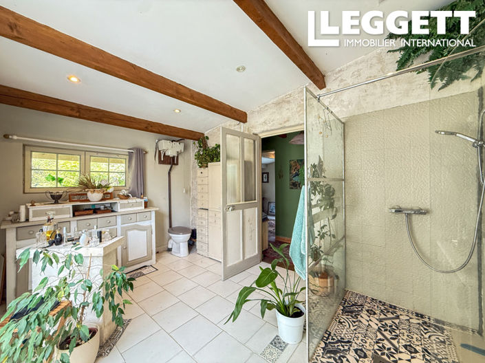 Image No.5-2 Bed House for sale