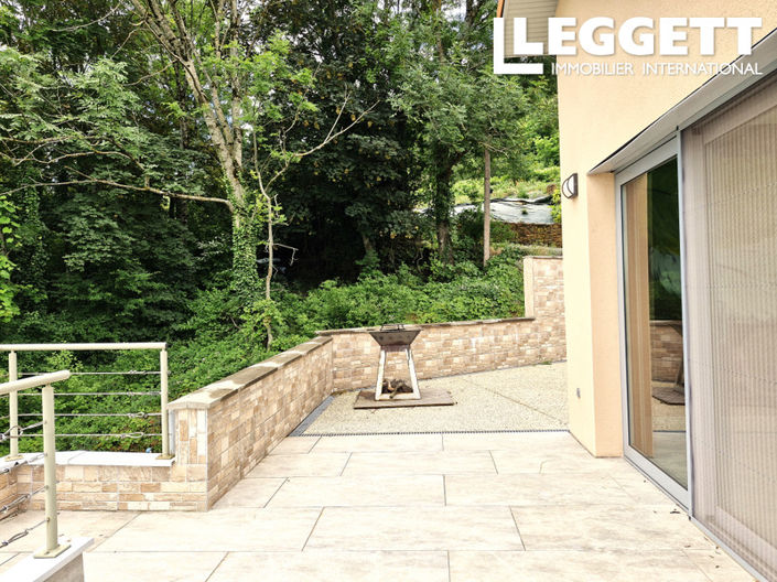 Image No.7-4 Bed House for sale