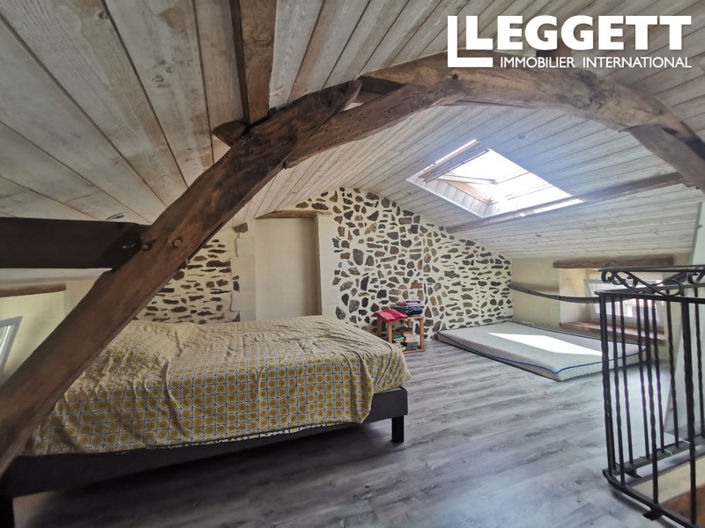 Image No.6-2 Bed House for sale