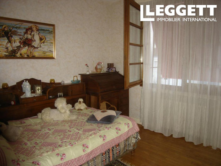 Image No.3-5 Bed House for sale