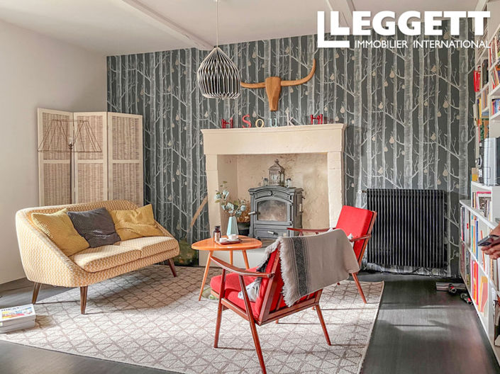 Image No.9-7 Bed House for sale