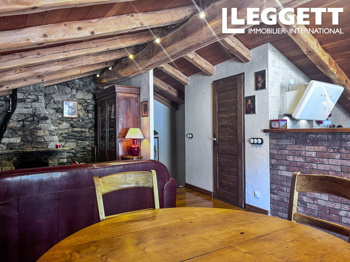 Image No.9-3 Bed House for sale