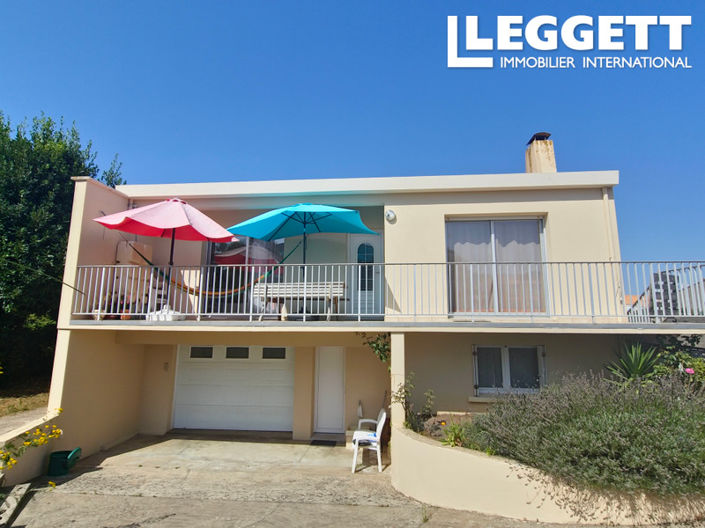 Image No.2-4 Bed House for sale