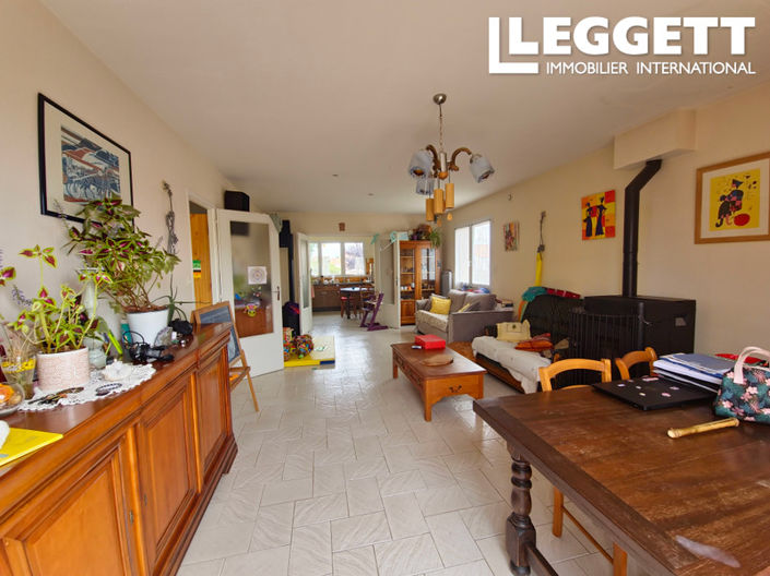 Image No.9-4 Bed House for sale