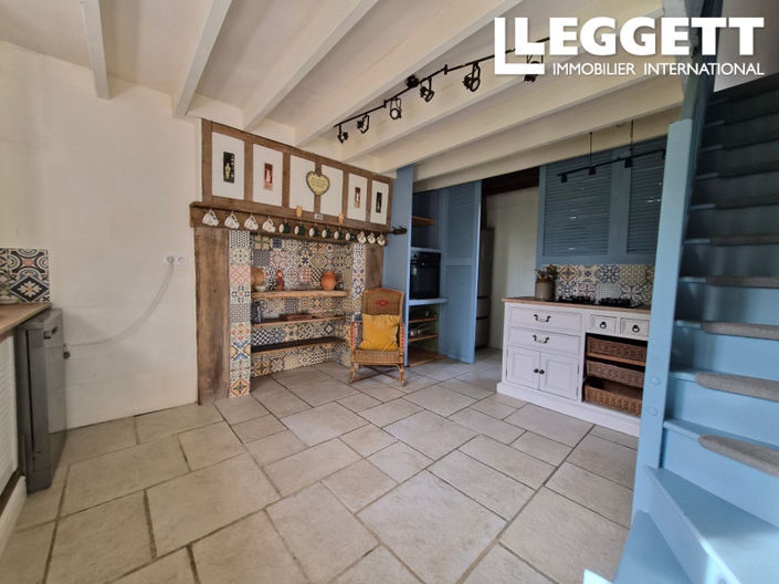 Image No.2-4 Bed House for sale