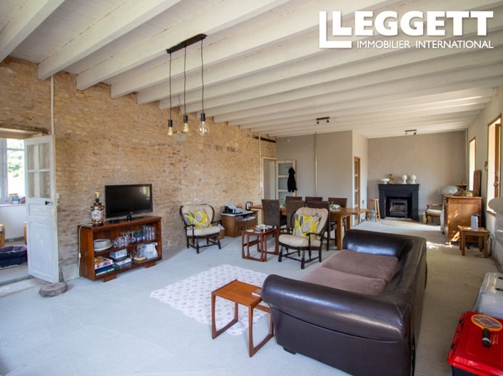 Image No.3-2 Bed House for sale