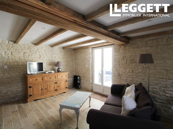 Image No.8-6 Bed House for sale