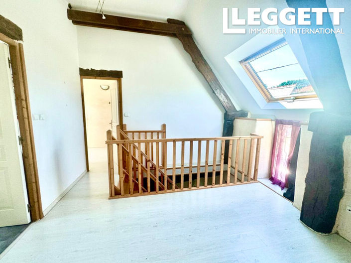 Image No.6-2 Bed House for sale