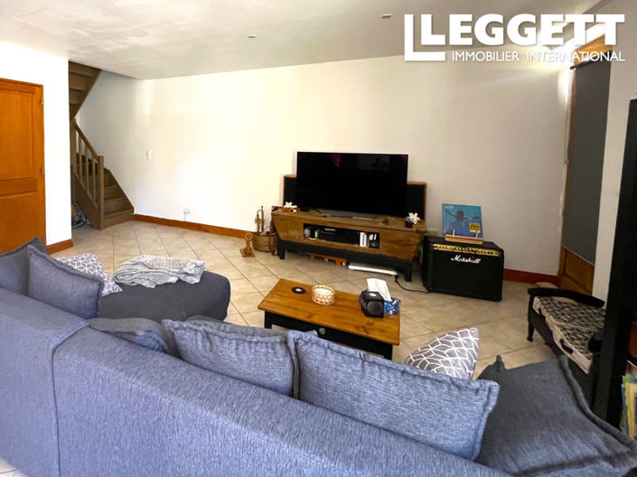 Image No.2-3 Bed House for sale