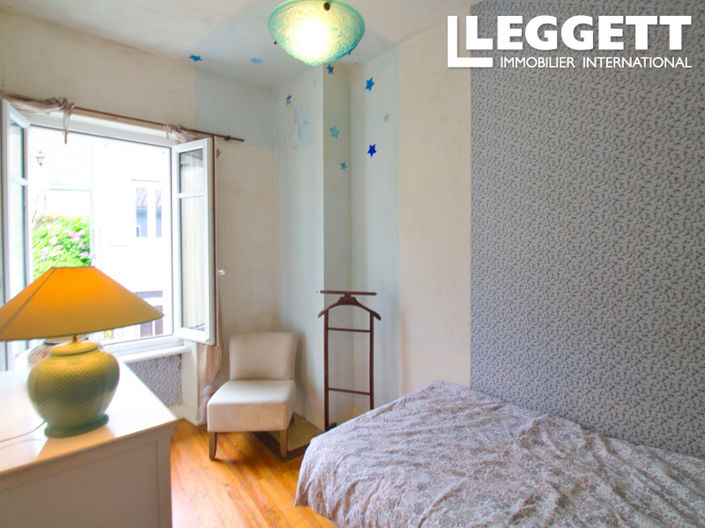 Image No.7-3 Bed House for sale