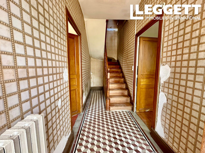 Image No.10-2 Bed House for sale