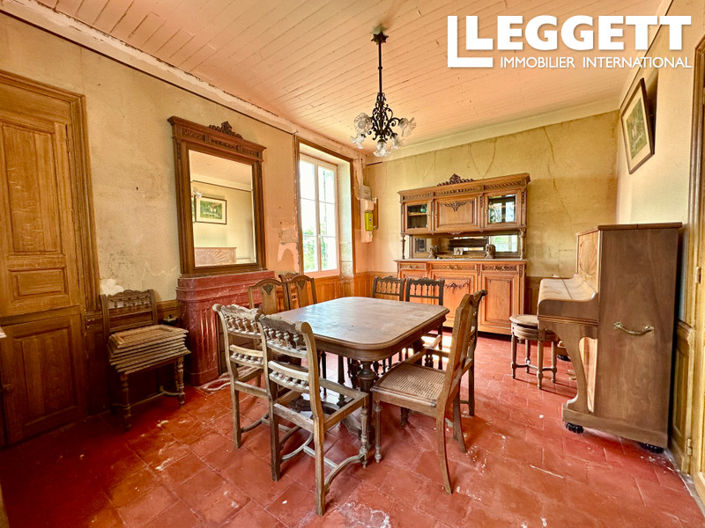 Image No.8-2 Bed House for sale