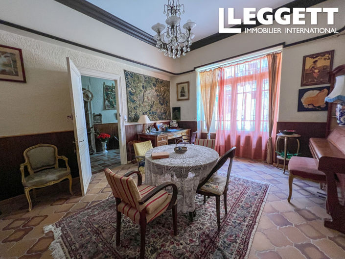 Image No.5-6 Bed House for sale