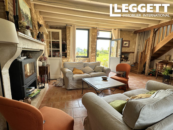 Image No.4-8 Bed House for sale