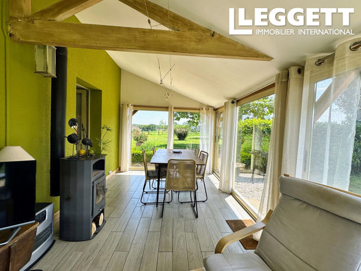 Image No.6-8 Bed House for sale