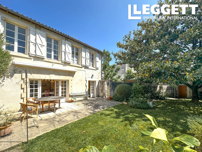 Image No.1-5 Bed House for sale