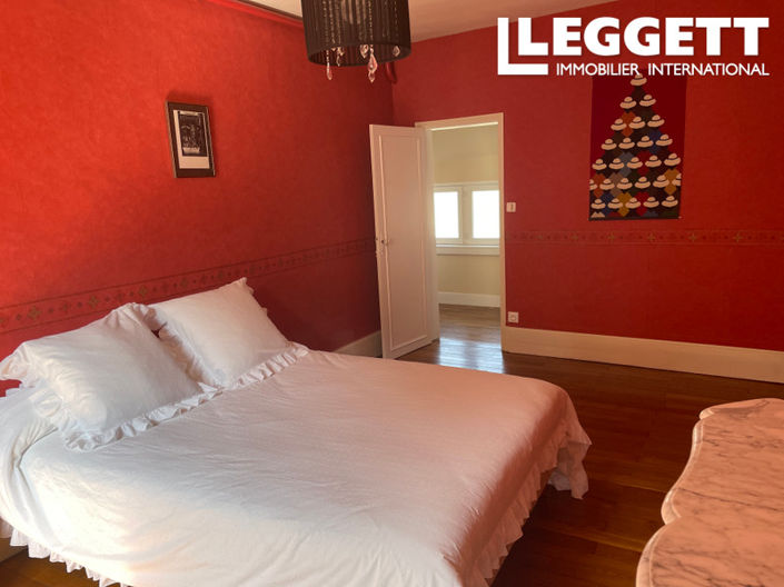 Image No.7-4 Bed House for sale