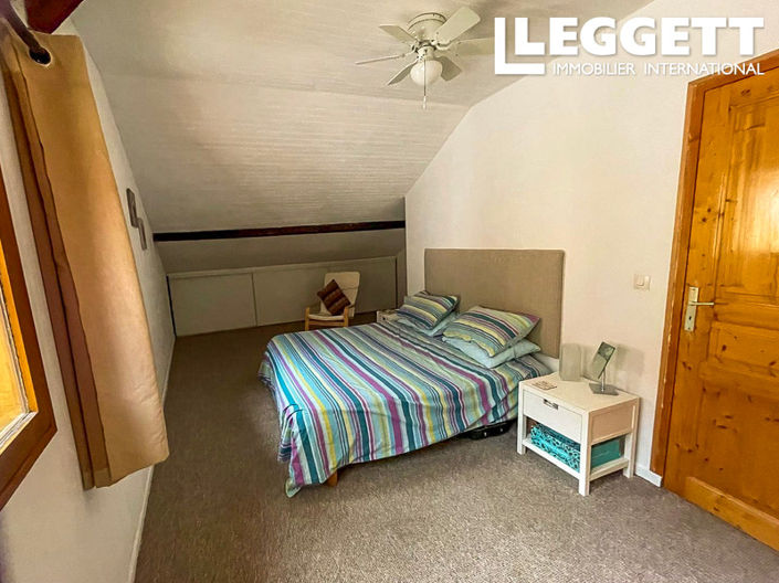 Image No.6-3 Bed House for sale