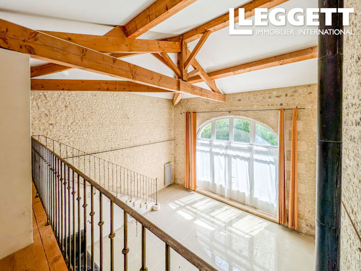 Image No.2-4 Bed House for sale