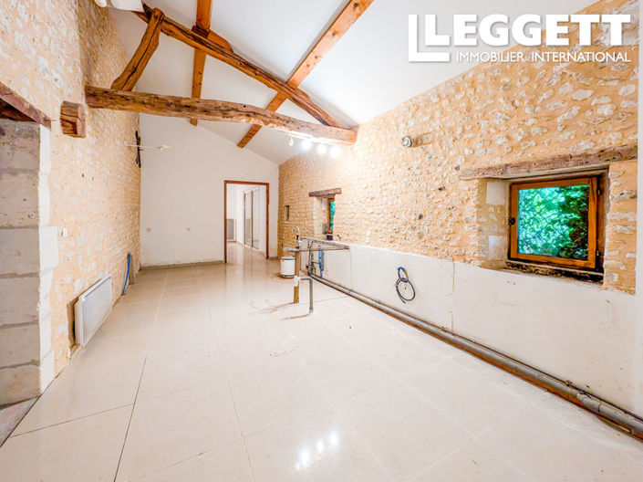 Image No.6-4 Bed House for sale