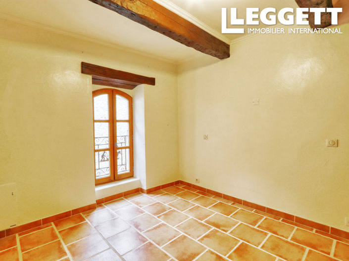 Image No.10-4 Bed House for sale