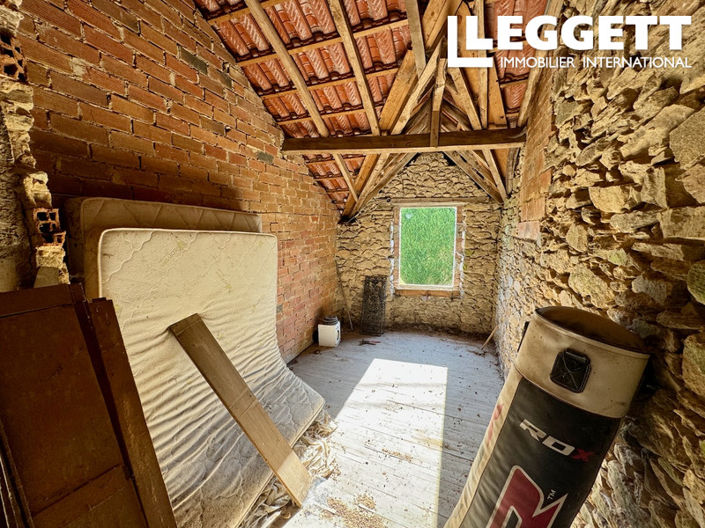 Image No.9-3 Bed House for sale