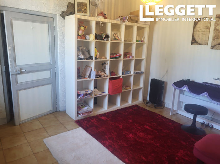 Image No.5-3 Bed House for sale