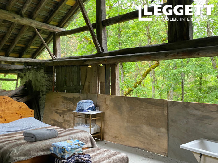 Image No.3-Bar for sale